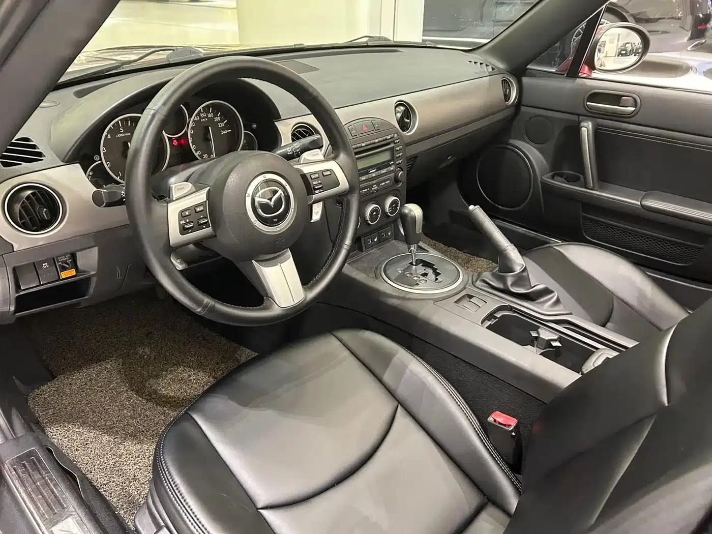 Mazda MX-5 2009 2.0 — миниатюра 5
