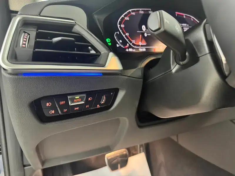 2021 BMW 4 Series 425i M Sport Package — миниатюра 15