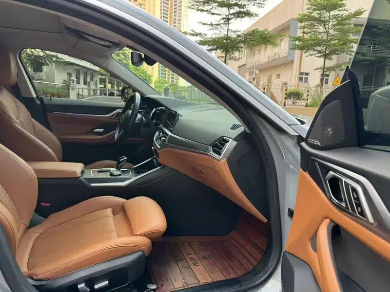 2022 BMW 4 Series 425i Gran Coupe M Sport Package — миниатюра 9