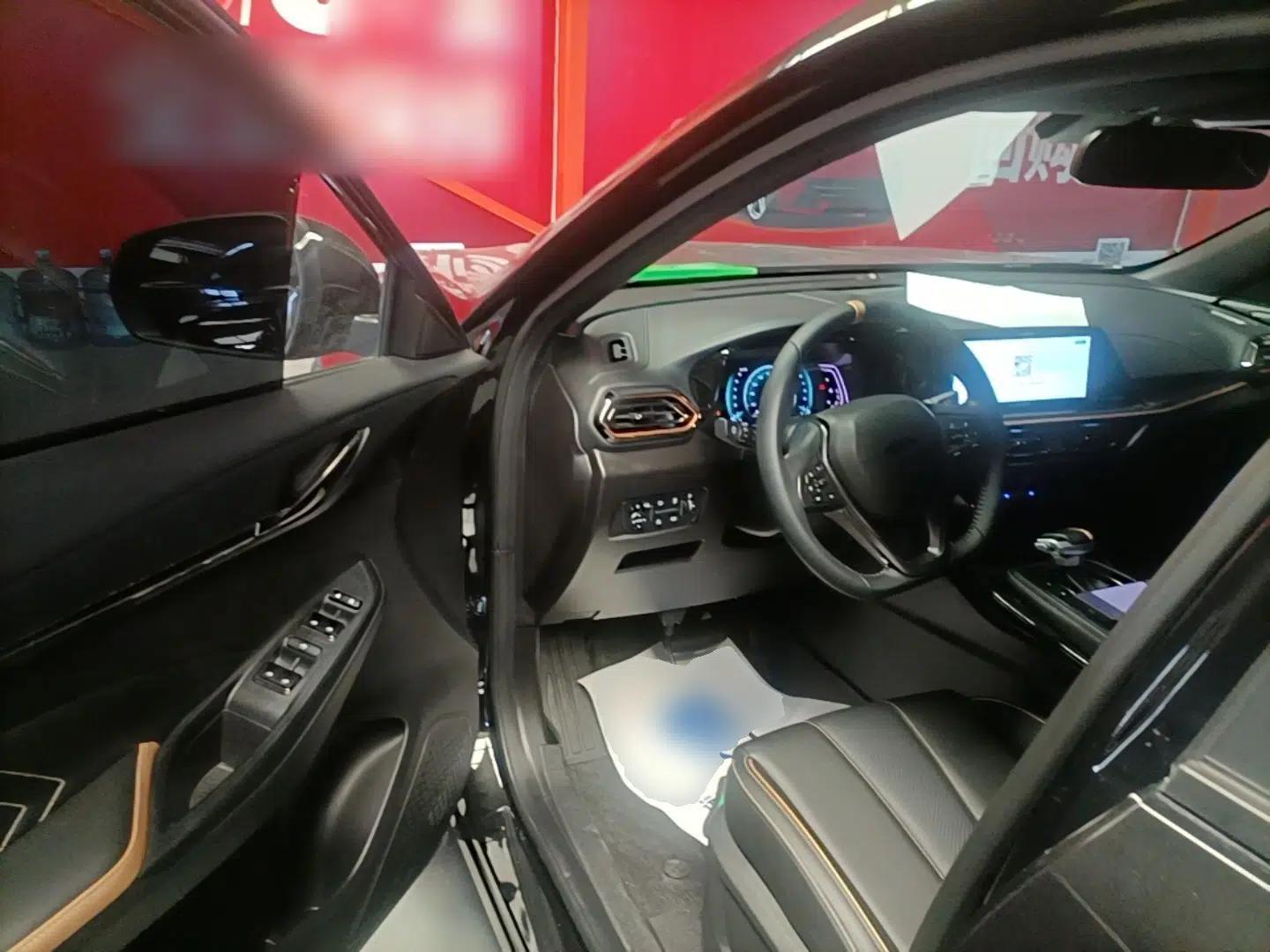 CHANGAN OSHAN X5 2022 1.5T DCT Xiake Edition — миниатюра 23