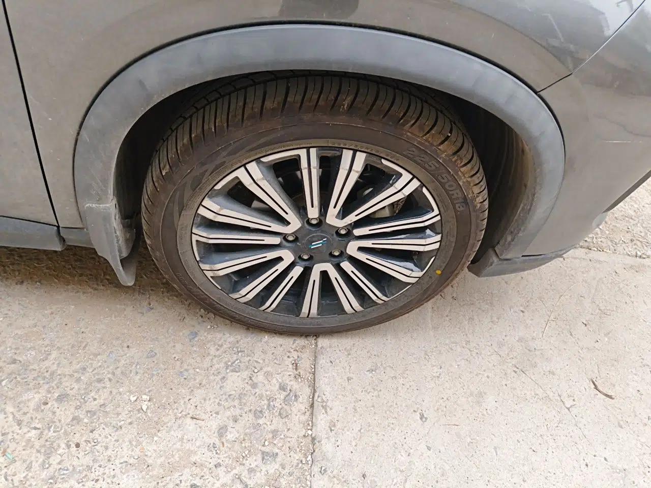 CHANGAN OSHAN X5 2021 1.6L CVT Luxury Model — миниатюра 8