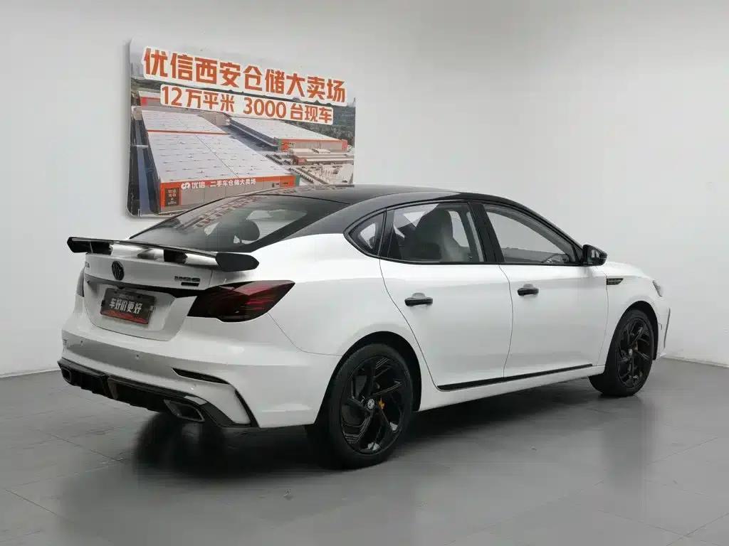 MG6 2021 Pro 1.5T Automatic Trophy Luxury Edition — миниатюра 2