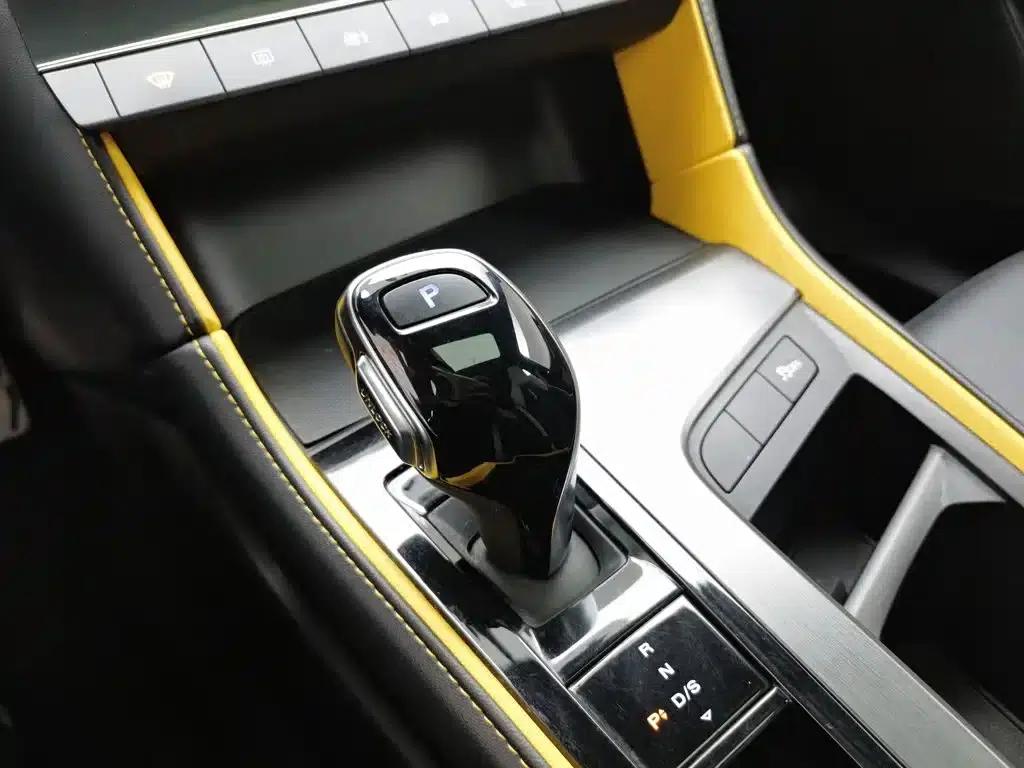 MG6 2021 Pro 1.5T Automatic Trophy Luxury Edition — миниатюра 13
