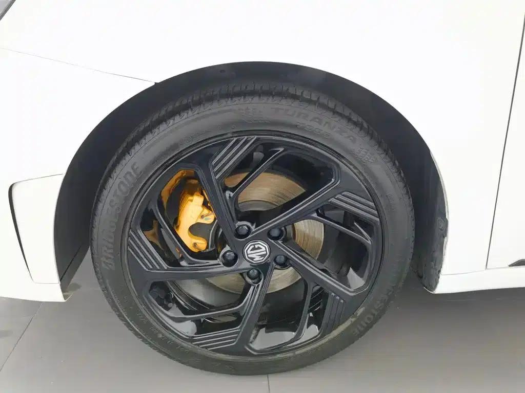 MG6 2021 Pro 1.5T Automatic Trophy Luxury Edition — миниатюра 17