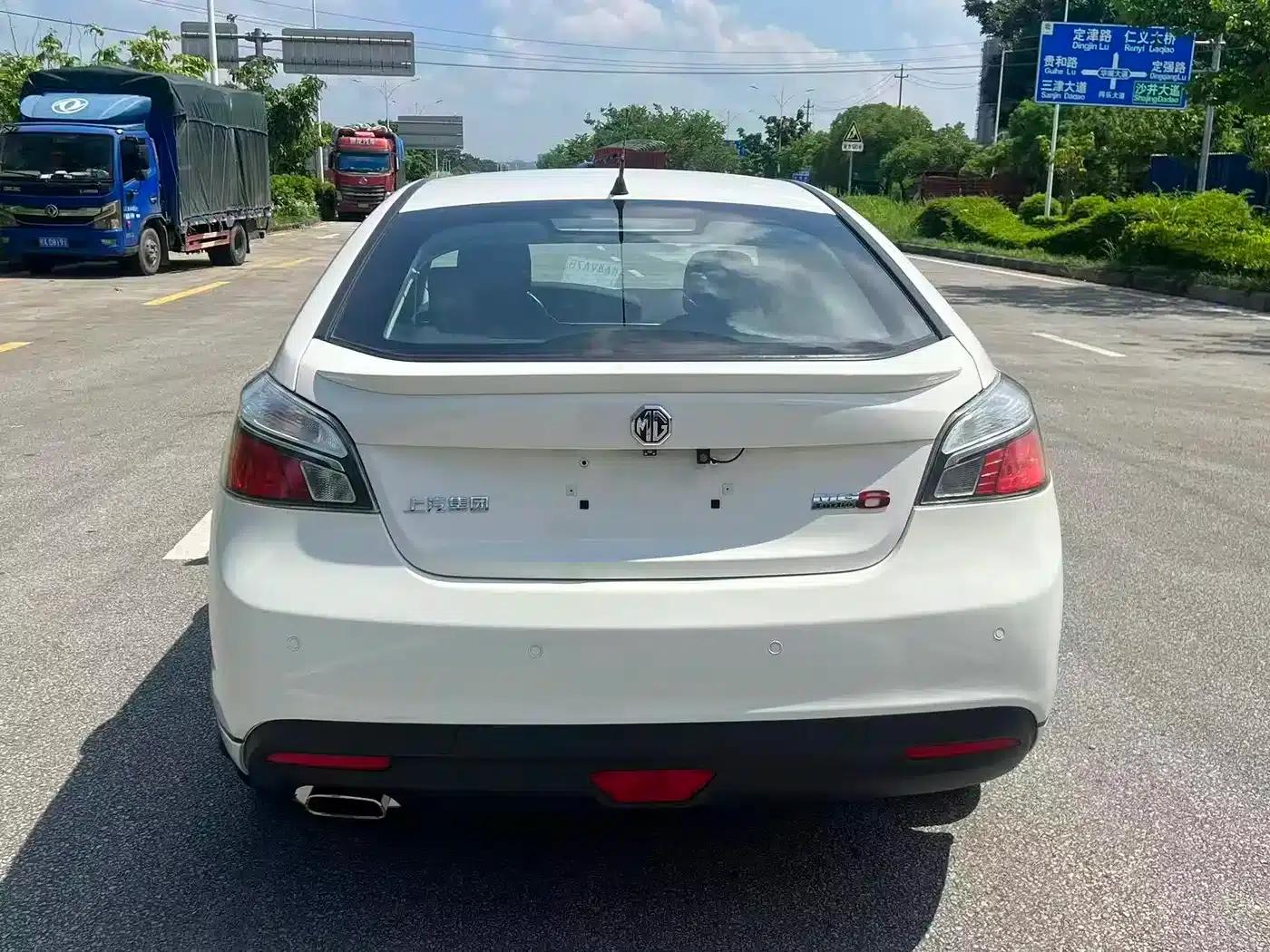 MG6 2014 Hatchback 1.8T Automatic Performance Edition — миниатюра 6