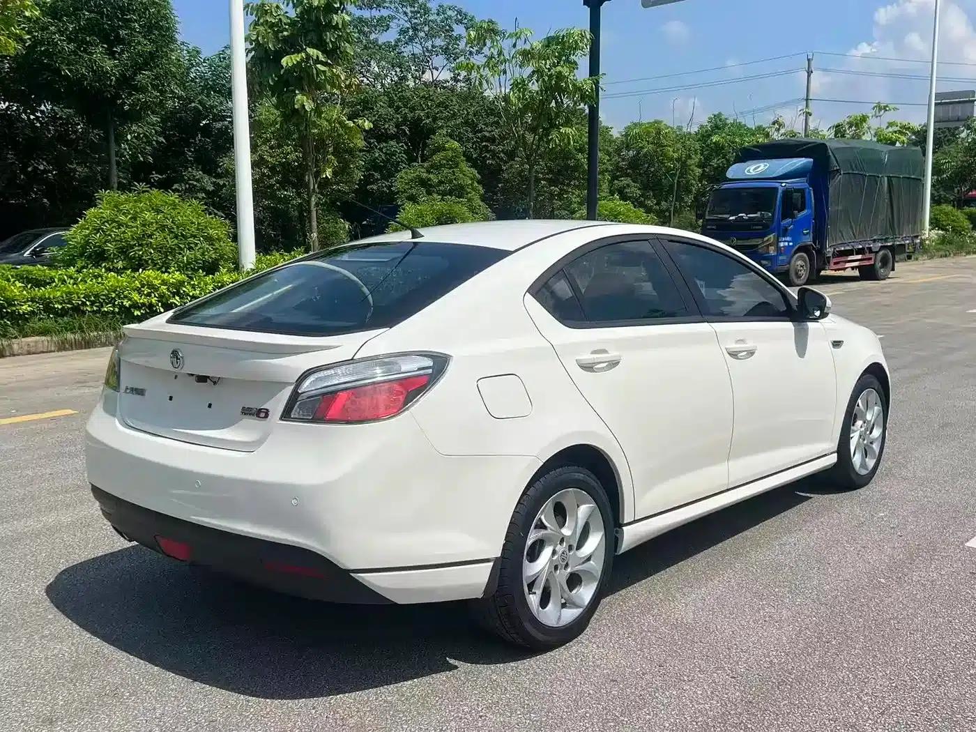 MG6 2014 Hatchback 1.8T Automatic Performance Edition — миниатюра 7