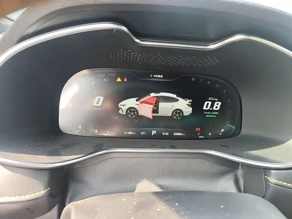 MG6 2021 Pro 1.5T Automatic Trophy Flagship Edition — миниатюра 12