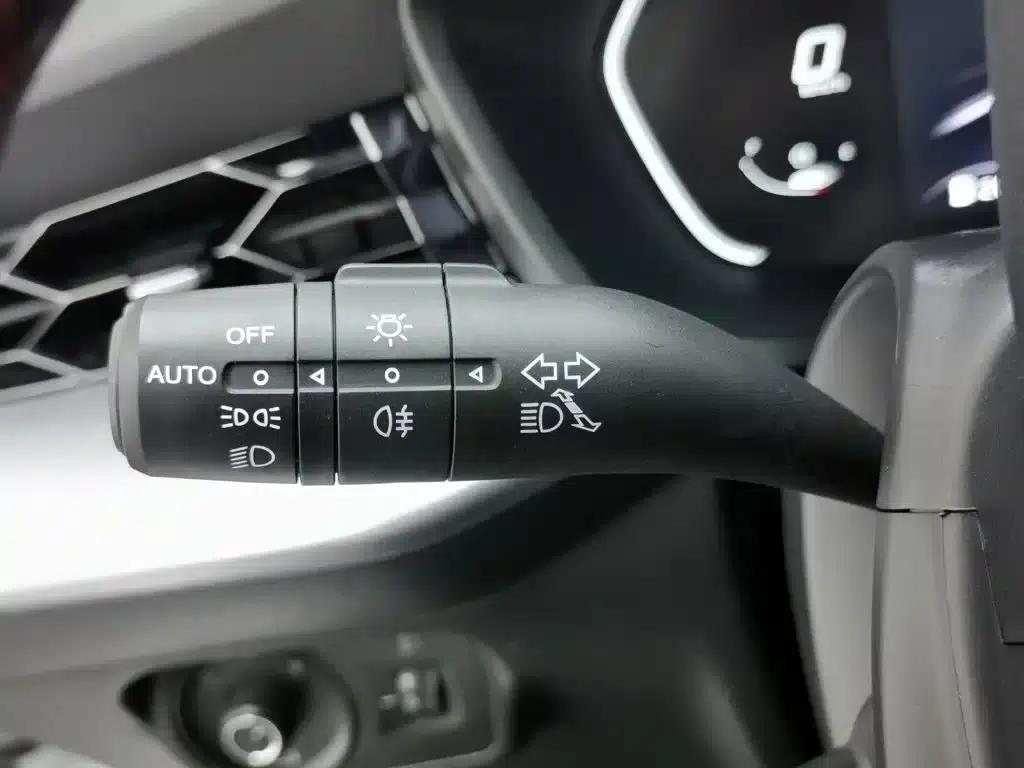 MG5 2022 180DVVT CVT Youth Flagship Edition — миниатюра 21