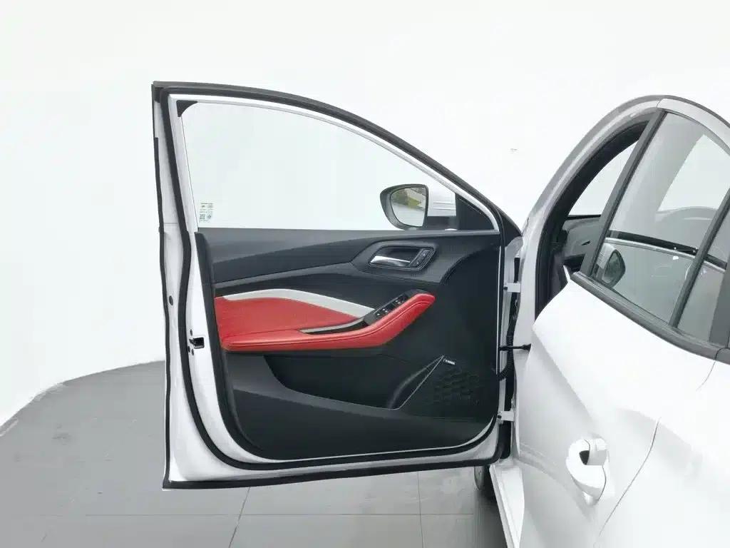 MG5 2022 180DVVT CVT Youth Flagship Edition — миниатюра 8