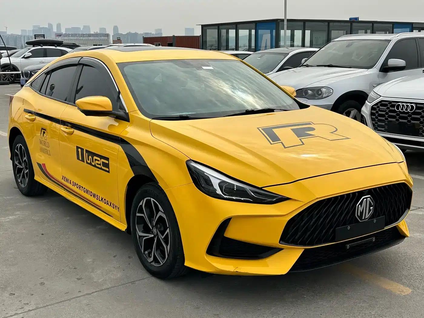 MG5 2021 180DVVT CVT Youth Luxury Edition — миниатюра 3