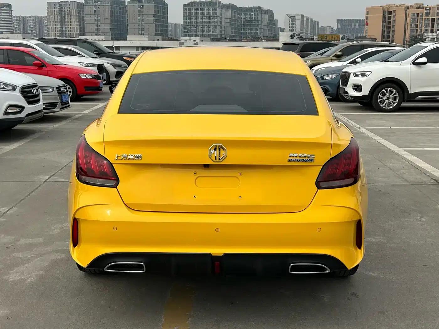 MG5 2021 180DVVT CVT Youth Luxury Edition — миниатюра 8
