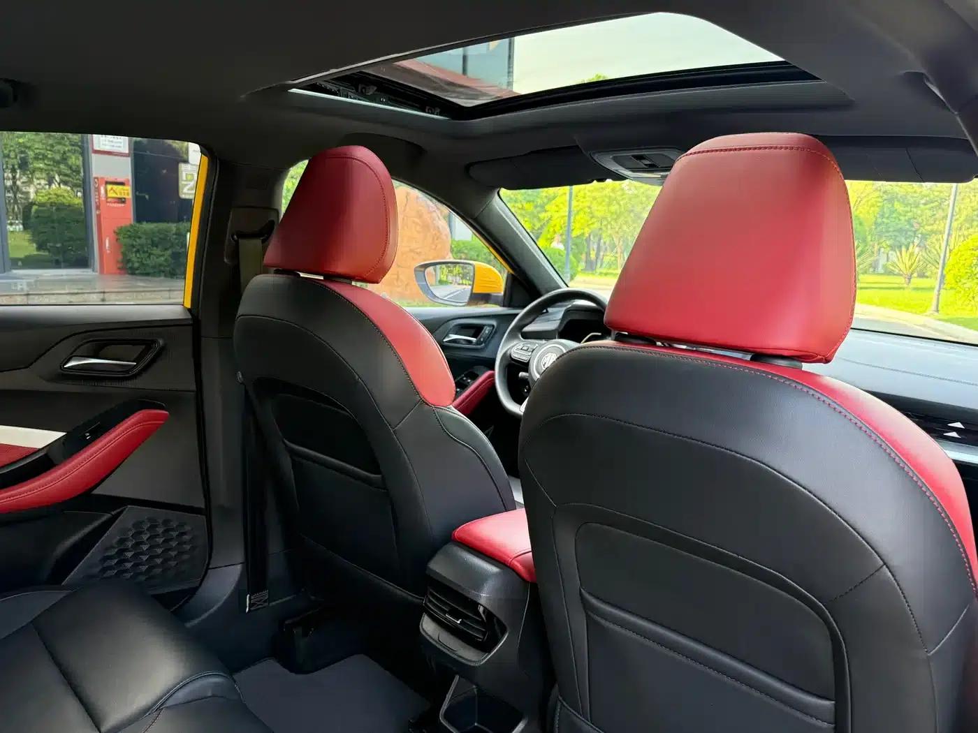 MG5 2022 180DVVT CVT Youth Luxury Edition — миниатюра 16