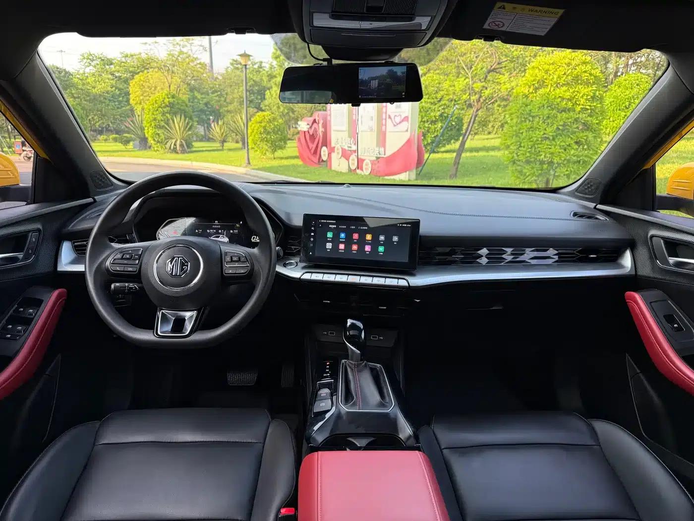 MG5 2022 180DVVT CVT Youth Luxury Edition — миниатюра 8