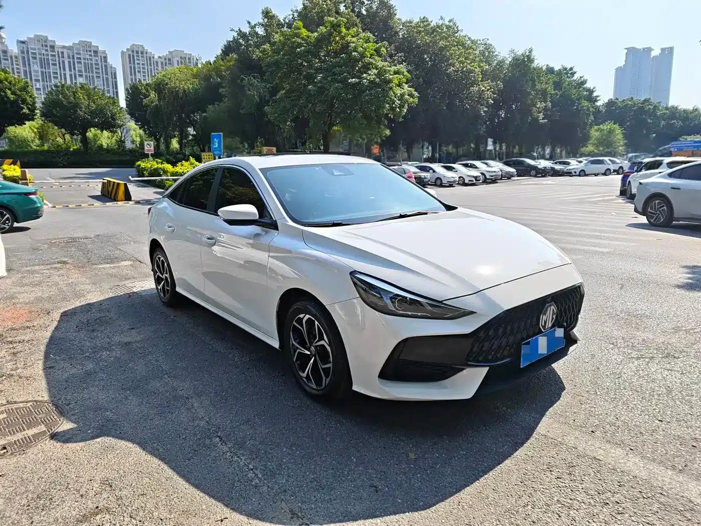 MG5 2022 180DVVT CVT Youth Flagship Edition — миниатюра 3