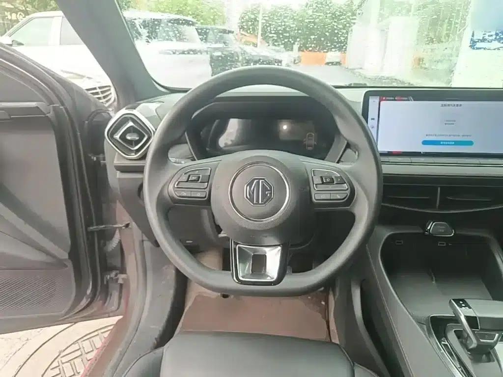 MG5 2025 300TGI Global Flagship Edition — миниатюра 11