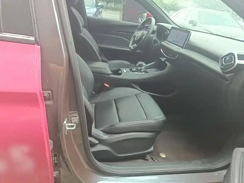 MG5 2025 300TGI Global Flagship Edition — миниатюра 25