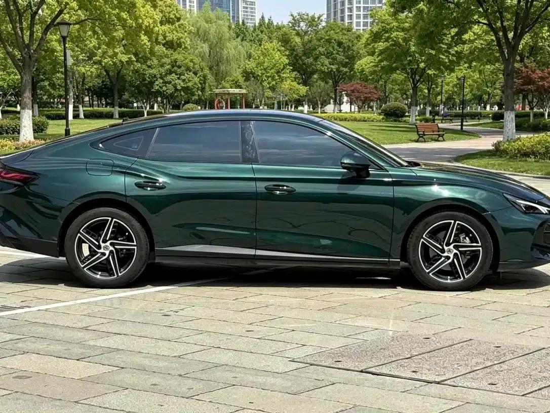 MG7 2023 1.5T DCT Elegant Edition — миниатюра 3