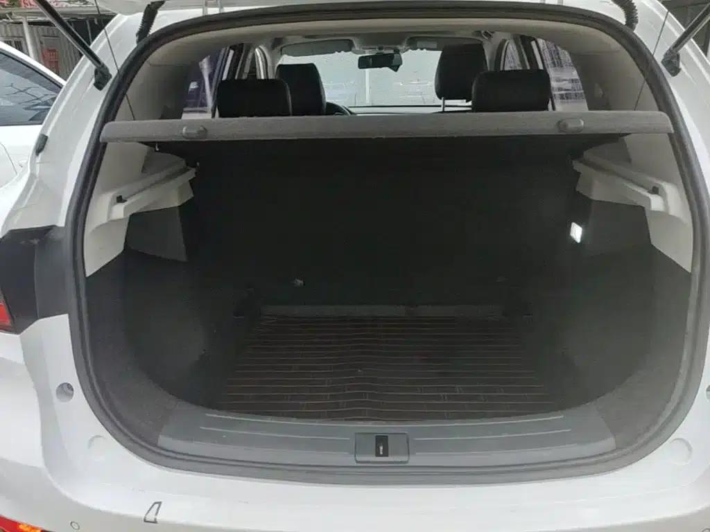 MG ZS 2017 1.5L Automatic Internet Edition — миниатюра 19