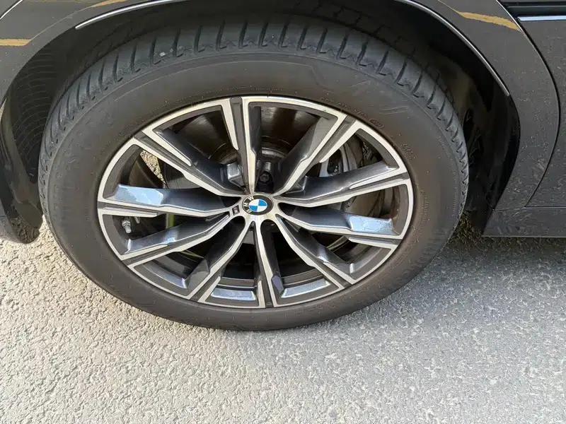 2021 BMW X6 xDrive40i M Sport Package — миниатюра 14