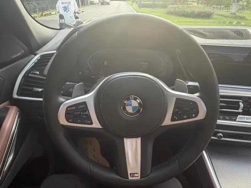 2021 BMW X6 xDrive40i M Sport Package — миниатюра 21