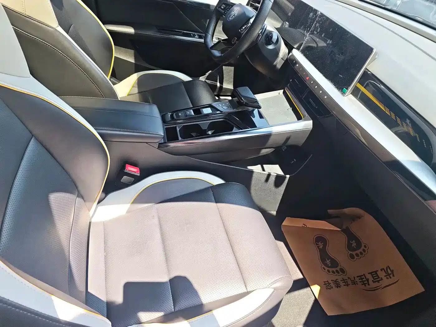 MG5 Scorpio 2022 1.5T Luxury Edition — миниатюра 12
