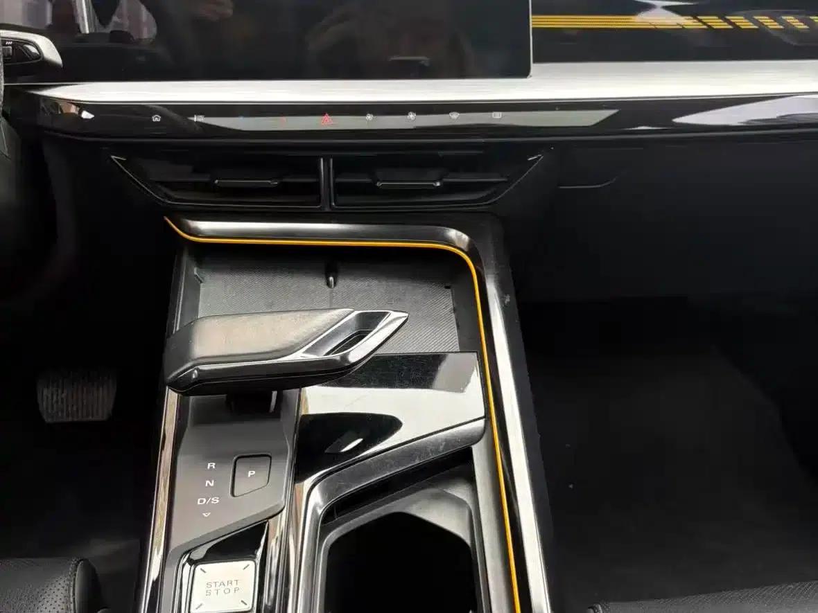 MG5 Scorpio 2022 1.5T Trophy Sport Flagship Edition — миниатюра 13
