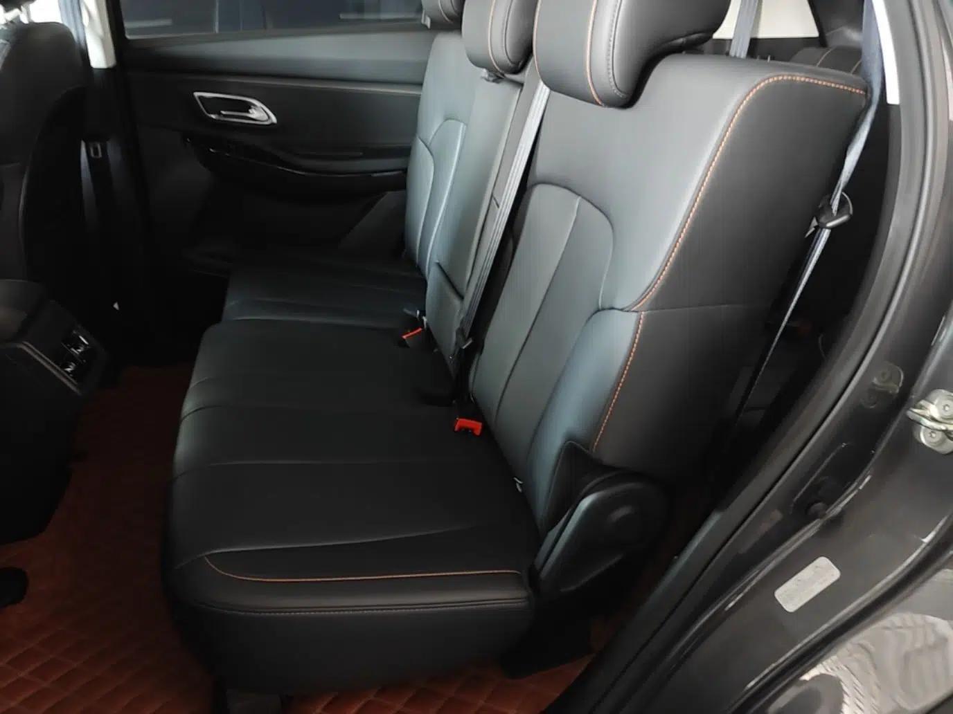 CHANGAN OSHAN X7 PLUS 2023 Enjoy Edition 1.5T Automatic Prestige 7-Seater — миниатюра 20