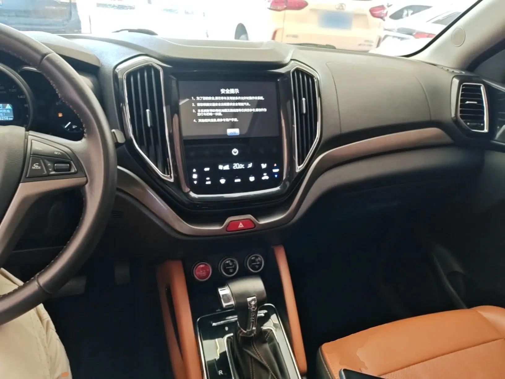 CHANGAN OSHAN CX70 2017 CX70T 1.5T Automatic Zunqing Edition — миниатюра 12