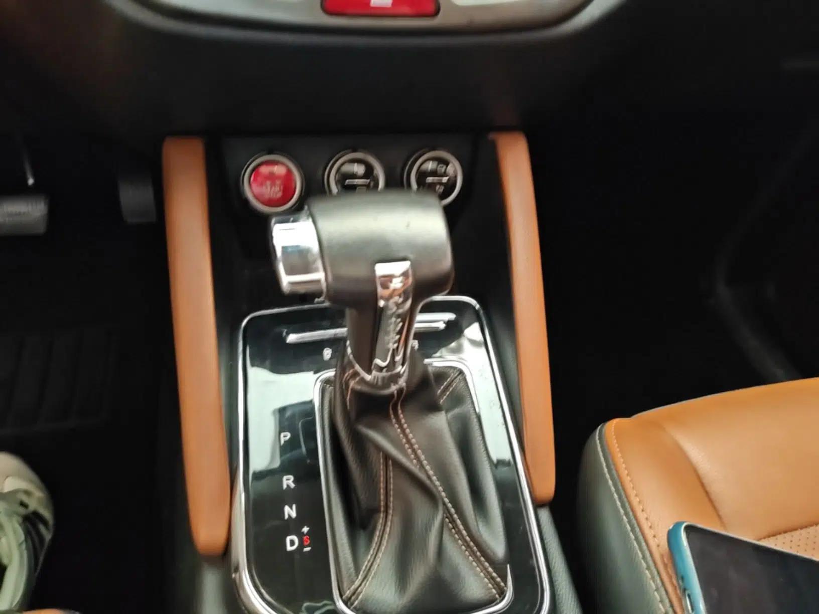 CHANGAN OSHAN CX70 2017 CX70T 1.5T Automatic Zunqing Edition — миниатюра 16