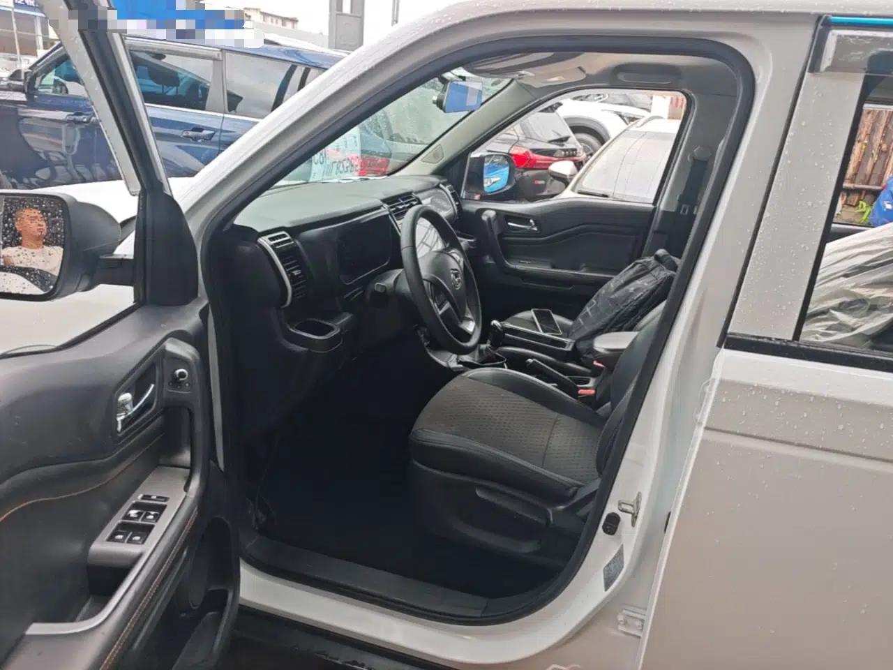 CHANGAN OSHAN X70A 2018 1.5L Manual Elite Version — миниатюра 17