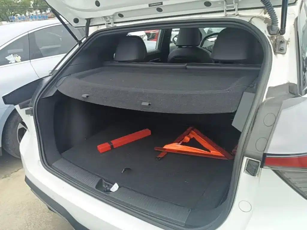 MG4 2023 425km Executive Edition — миниатюра 19