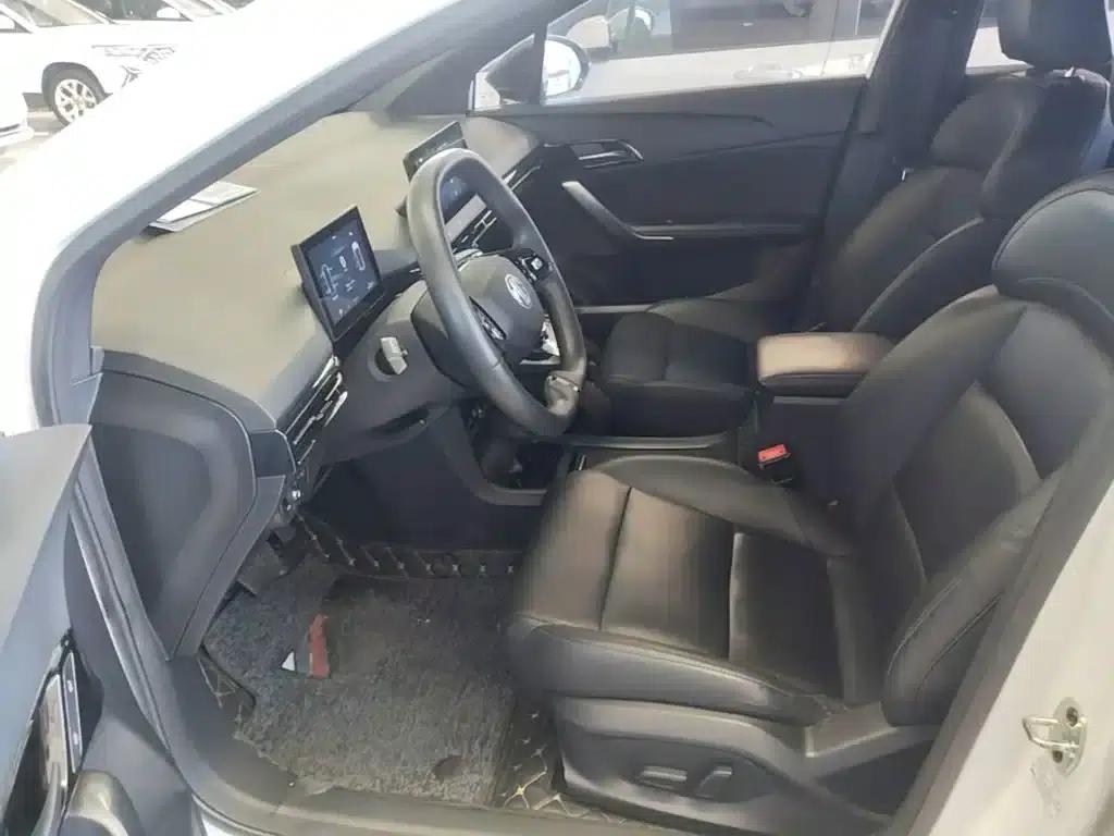 MG4 2023 425km Executive Edition — миниатюра 15