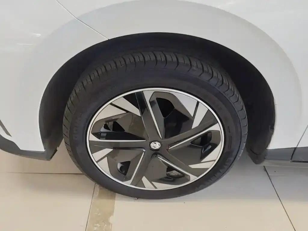 MG4 2023 425km Executive Edition — миниатюра 23
