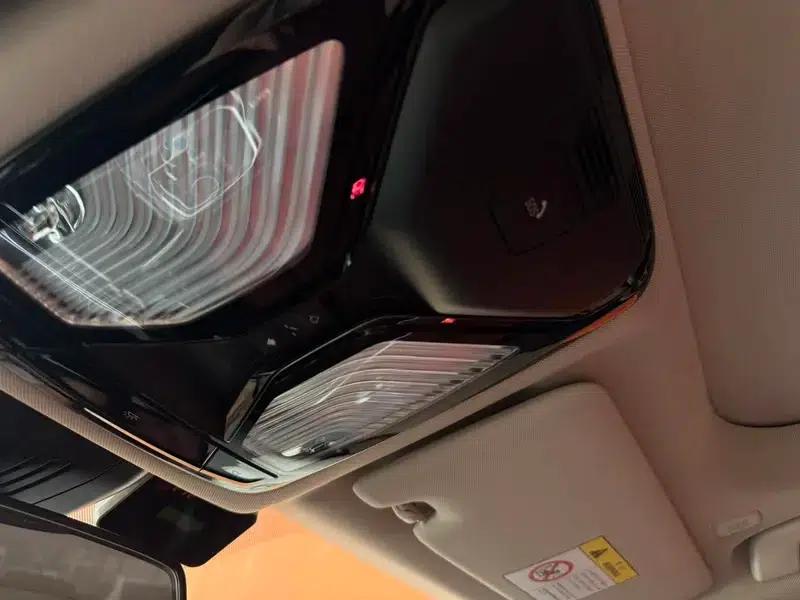 BMW i3 2022 eDrive35L — миниатюра 10