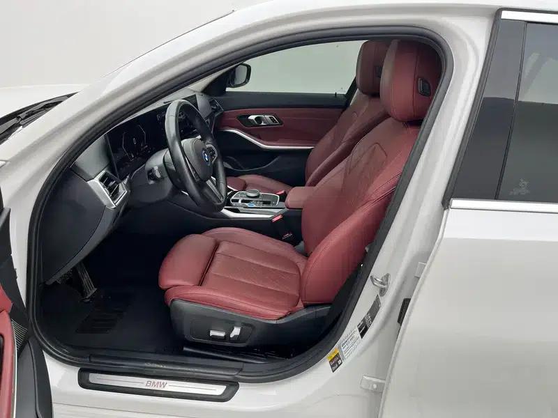 BMW i3 2022 eDrive35L — миниатюра 19