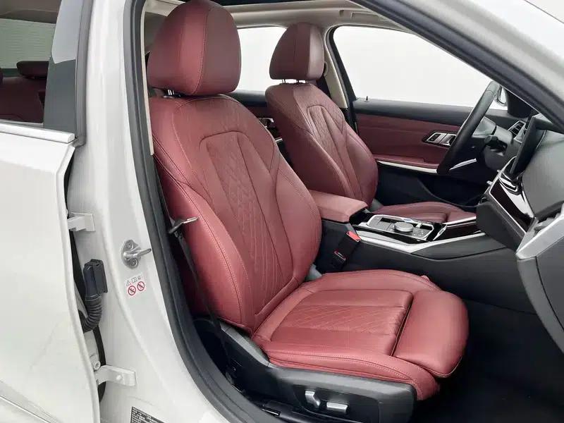 BMW i3 2022 eDrive35L — миниатюра 21