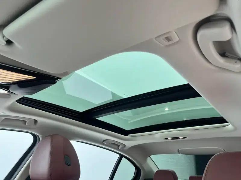 BMW i3 2022 eDrive35L — миниатюра 24