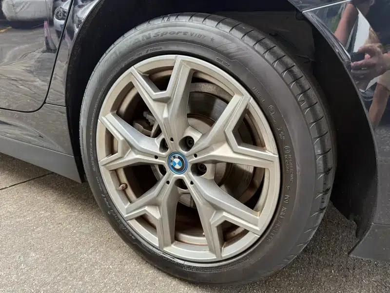 BMW i3 2022 eDrive35L — миниатюра 13
