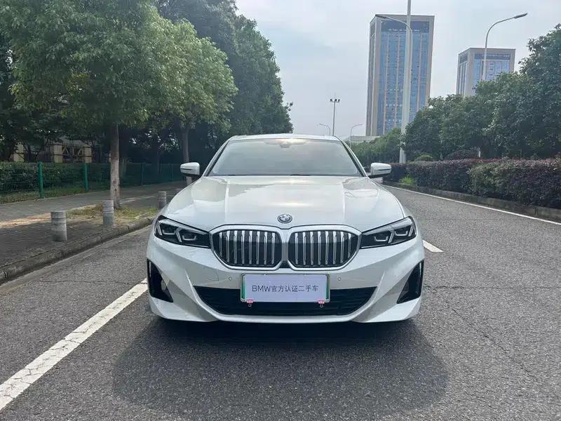 BMW i3 2022 eDrive35L — миниатюра 2
