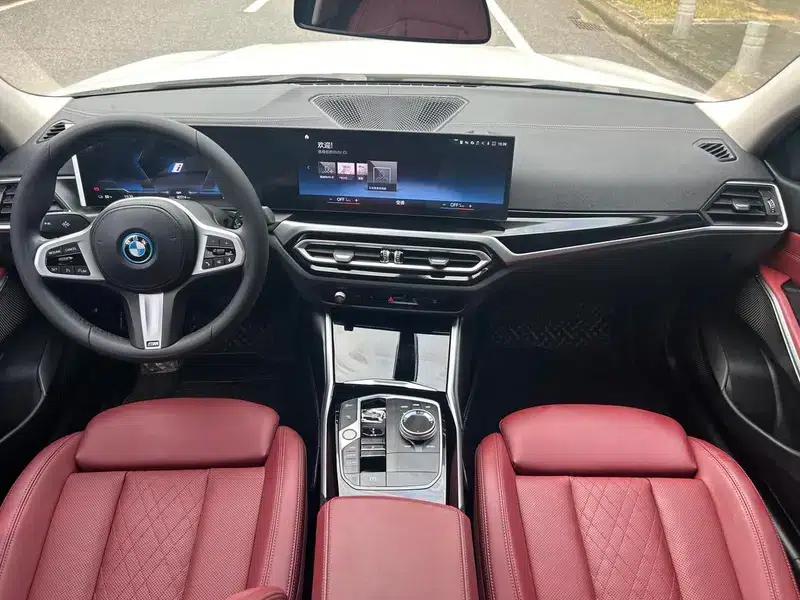 BMW i3 2022 eDrive35L — миниатюра 11