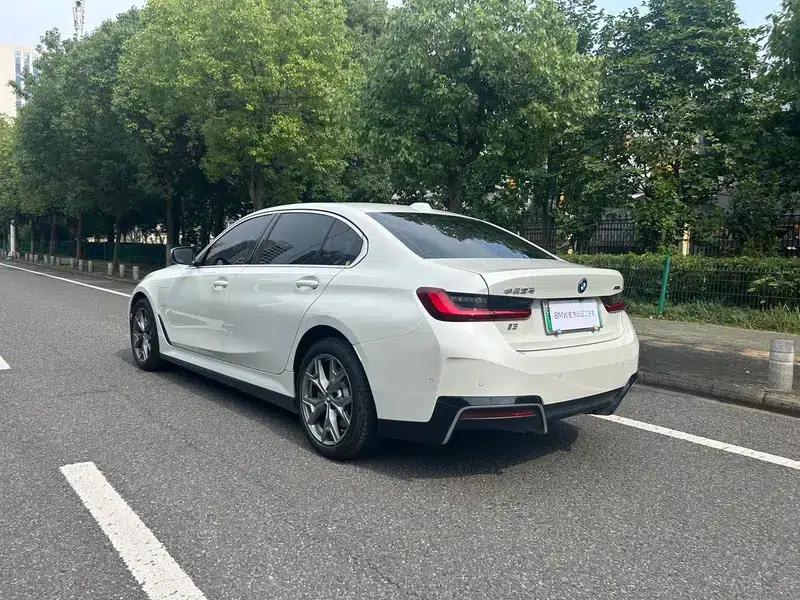 BMW i3 2022 eDrive35L — миниатюра 5