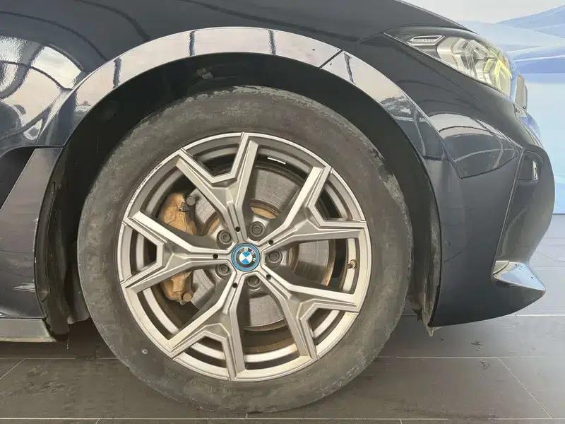 BMW i3 2022 eDrive35L — миниатюра 14