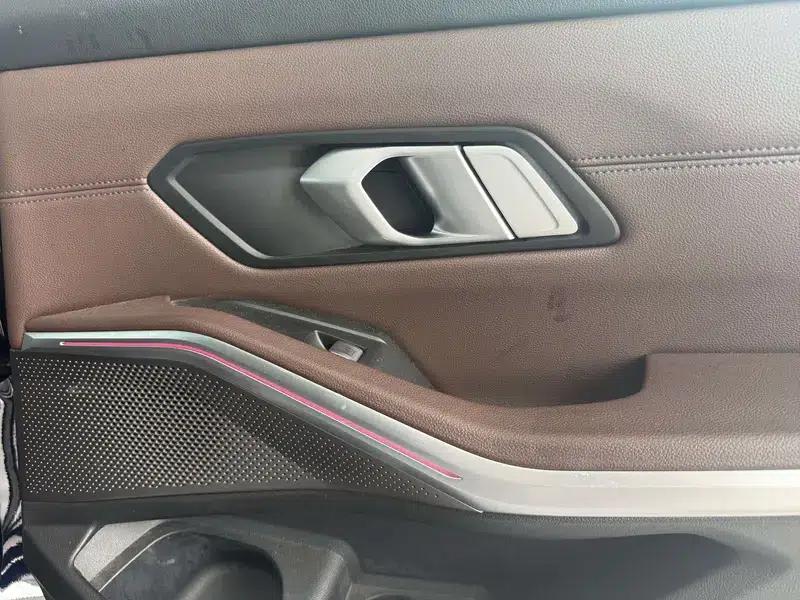 BMW i3 2022 eDrive35L — миниатюра 25