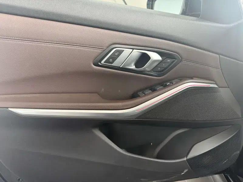 BMW i3 2022 eDrive35L — миниатюра 29