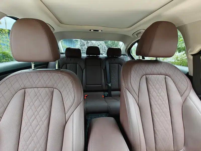 BMW i3 2022 eDrive35L — миниатюра 16