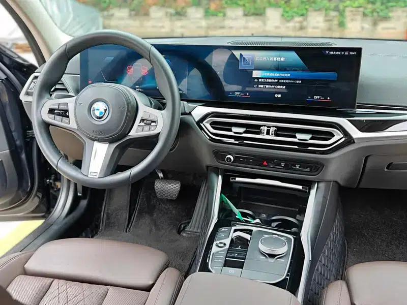 BMW i3 2022 eDrive35L — миниатюра 24