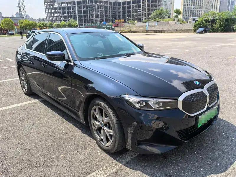 BMW i3 2025 eDrive35L — миниатюра 3