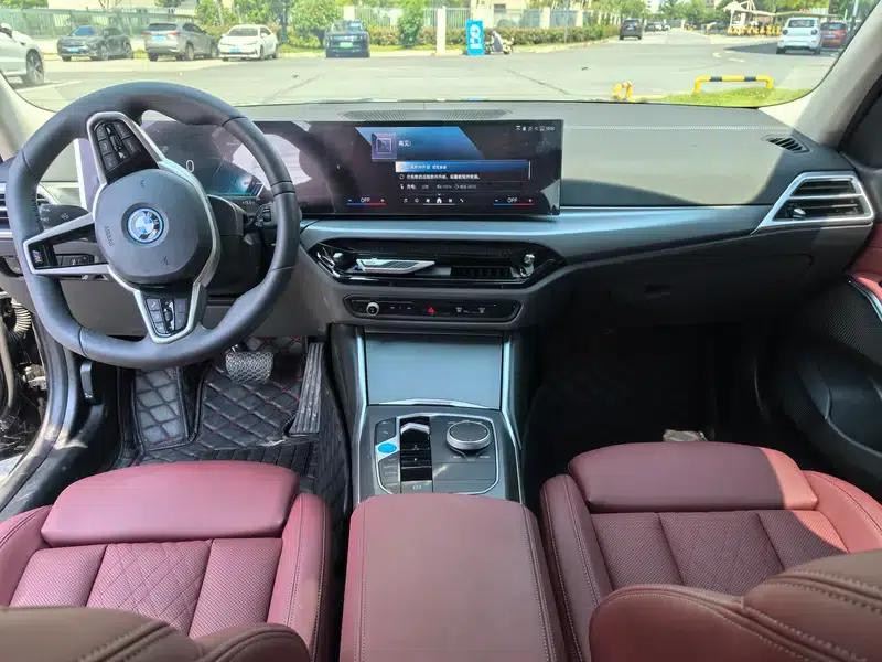 BMW i3 2025 eDrive35L — миниатюра 7