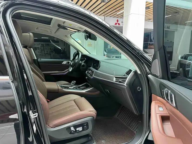BMW X7 2019 xDrive40i Leading Luxury Package — миниатюра 7