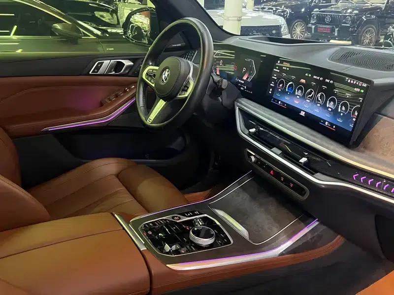 BMW X7 2023 xDrive40i M Sport Package — миниатюра 9